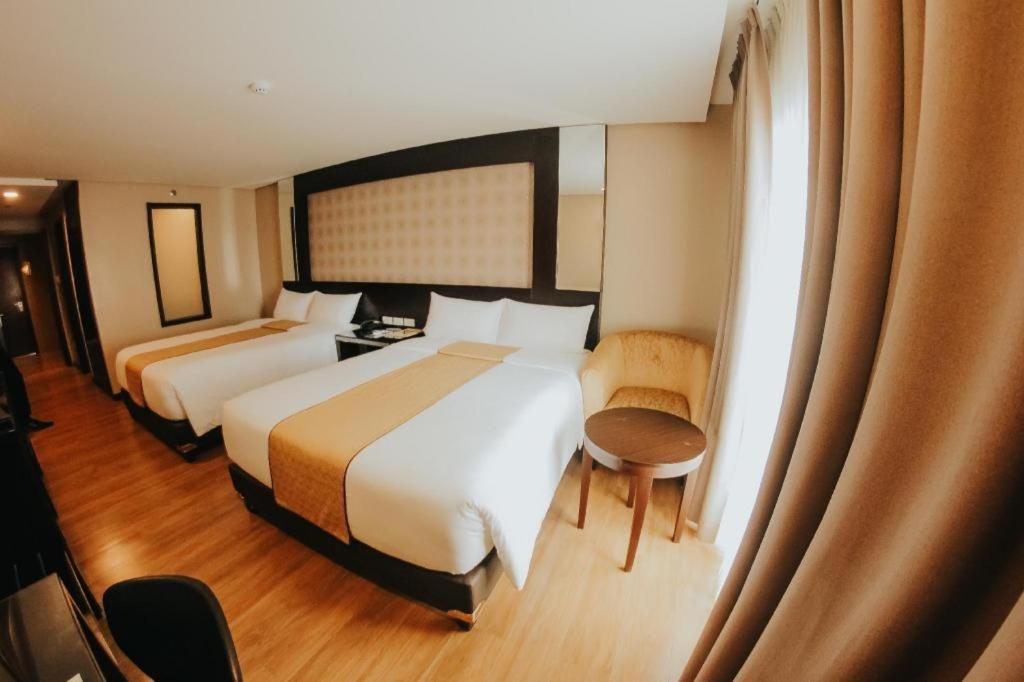 Grand Xing Imperial Hotel Iloilo City Exterior photo